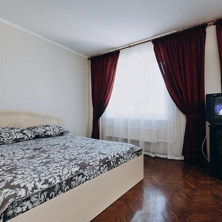 Apartment Centr Neer Manufaktura On Kharkovskaya スームィ エクステリア 写真