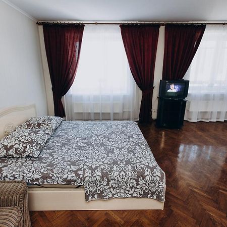Apartment Centr Neer Manufaktura On Kharkovskaya スームィ エクステリア 写真