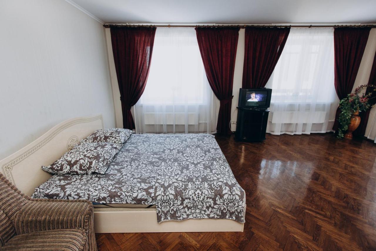 Apartment Centr Neer Manufaktura On Kharkovskaya スームィ エクステリア 写真