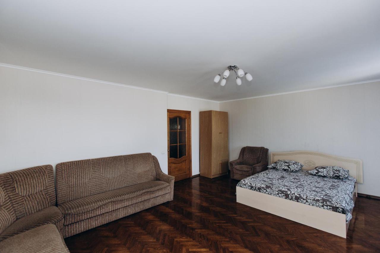 Apartment Centr Neer Manufaktura On Kharkovskaya スームィ エクステリア 写真