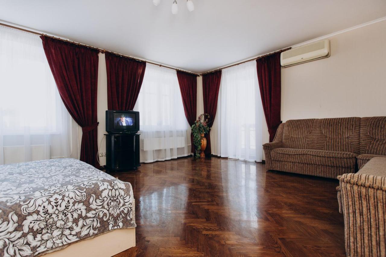 Apartment Centr Neer Manufaktura On Kharkovskaya スームィ エクステリア 写真